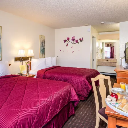 Hollister Inn