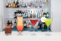 Ocean Reef Yacht Club & Resort - bar