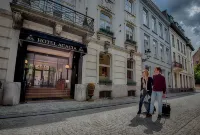 Hotel Acacia