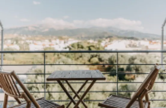 Best House, Nirvana II, Patra
