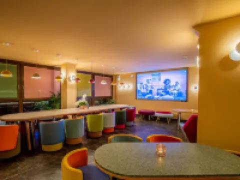 オママ ホテル アオスタのホテル