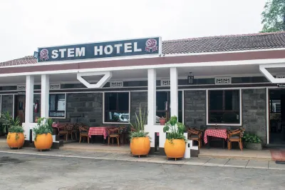 Stem Hotel Отели в г. 