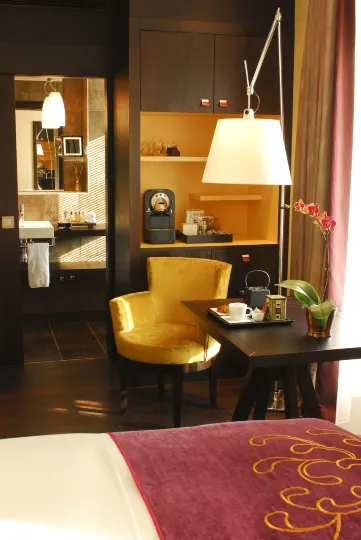 Eastwest hotel by Malone