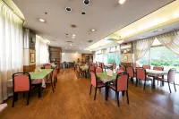 Osaka Moriguchi Plaza Hotel Hôtels à : Moriguchi