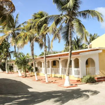 Coconut Inn Отели рядом с достопримечательностью «Пляж Палм-Бич»