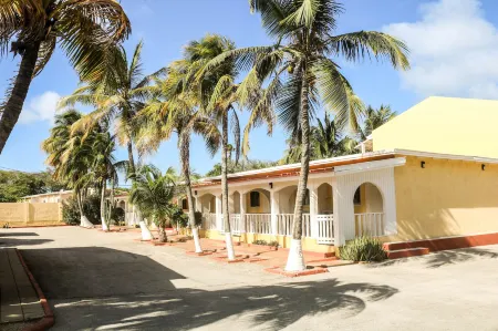 Coconut Inn