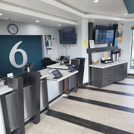 Motel 6 Vallejo, CA - Napa Valley