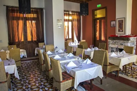 The Library Hotel Wellness Retreat Отели в г. Агиос-Теодорос