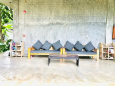 Surf Gangs Arugambay