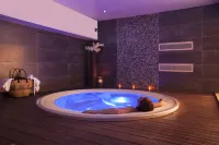 Le Neptune & Spa - ที่มีสปา