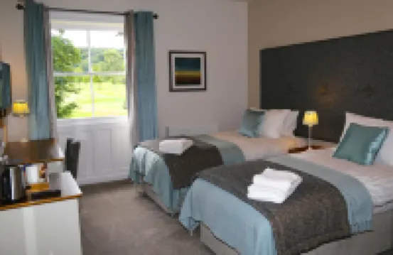 ウッドソーム ホール ゴルフ クラブ コテージ オン ザ コース