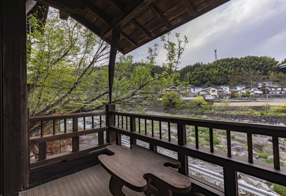 5. 하타고 가야우사..