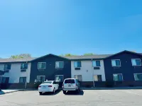 Super 8 by Wyndham Shakopee Hotels in Chaska