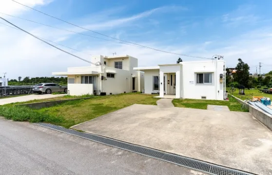 名護別墅裏比普拉斯酒店