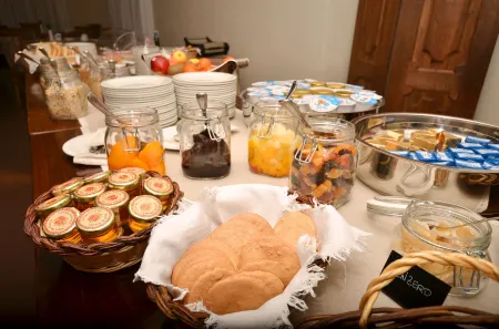 Hotel Diana Jardin et Spa Отели в г. Chef-Lieu