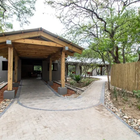 Little Africa Safari Lodge