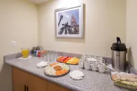 Microtel Inn & Suites by Wyndham Culiacan - breakfast