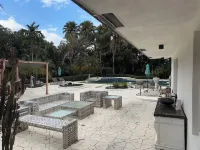 Tropical Villa Plantation Acres
