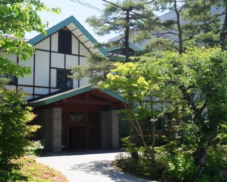 Senjukaku Hotels in Yamanouchi