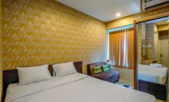 Comfy and Simply Studio Room at Grand Kamala Lagoon Apartment