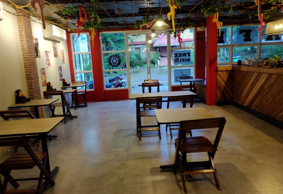 스터닝 리퍼블릭 비치 리조트의 깔끔한 객실 내부