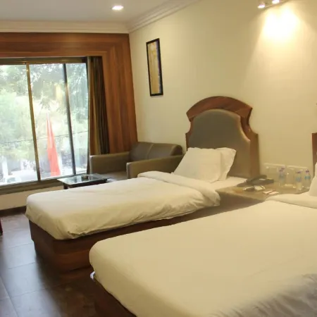 Lords Eco Inn Gandhidham
