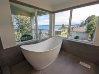 Seattle Vacation Home Alki Beach House Hotel di 
