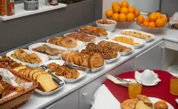 Hotel Suisse - breakfast