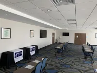 Holiday Inn Express & Suites Chicago - Hoffman Estates Hotels in South Barrington
