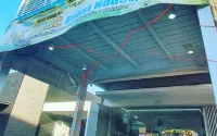 Dnk Home Alauddin Plaza - parking