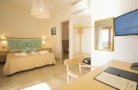 Hotel Essenza di Mirto Hotels in Torpe'