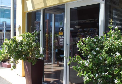 하버 시티 모터 인 & 컨퍼런스