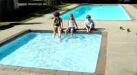High Country Motor Inn - Pool