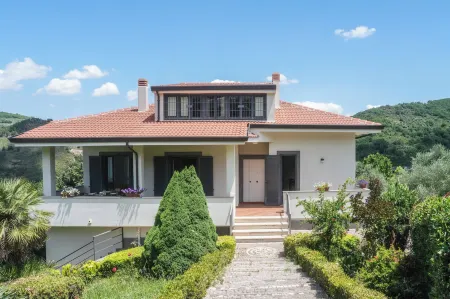 Villa In Vigna