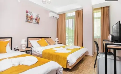 Diuma Hotel Hotels near Khurjini