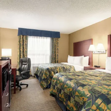 Travelodge by Wyndham Oshawa Whitby