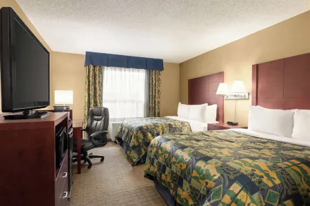 Travelodge by Wyndham Oshawa Whitby