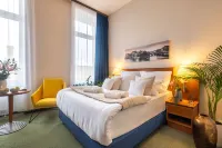 Hotel Sofia by the Railway Station Wroclaw Hoteles cerca de Archive Wroclaw University of Technology