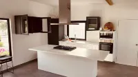 COZY VILLA Hotels in Мативидери