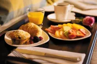 Boston Omni Parker House Hotel - breakfast