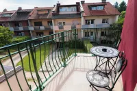 Apart Hotel Asteria Hotels in Šiška District