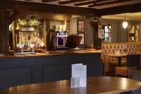 Two Brewers by Chef & Brewer Collection - bar