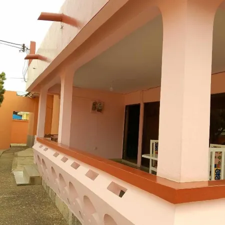 Obiba J.k Guesthouse