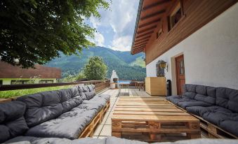 Delfi Ski & Bike Apartments