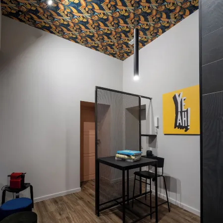 RB Suites Napoli Отели рядом с достопримечательностью «Улица Виа-Кьяйя»