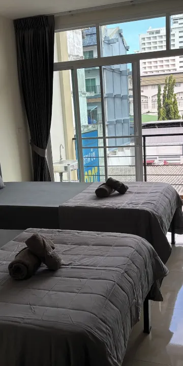 บิสซิเนสคอนโด