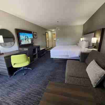 Hampton Inn Kansas City/Olathe Rooms