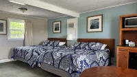 Mount Blue Motel Hotels in Wilton