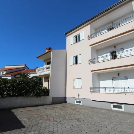 Apartments Elida