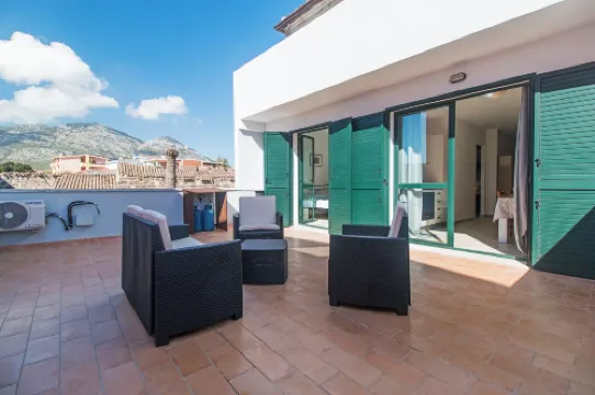 Residence Maria Antonia - Grazia Deledda Hoteles en Orosei